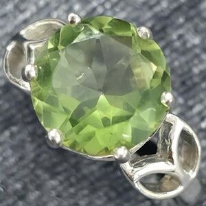 Sterling Silver 925 Green Quartz & CZ Ring | Size 7